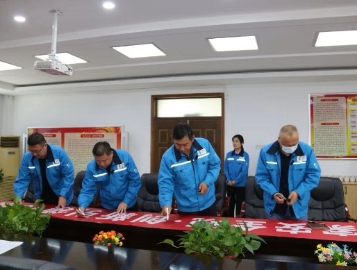 1713236230565761.png 1.png